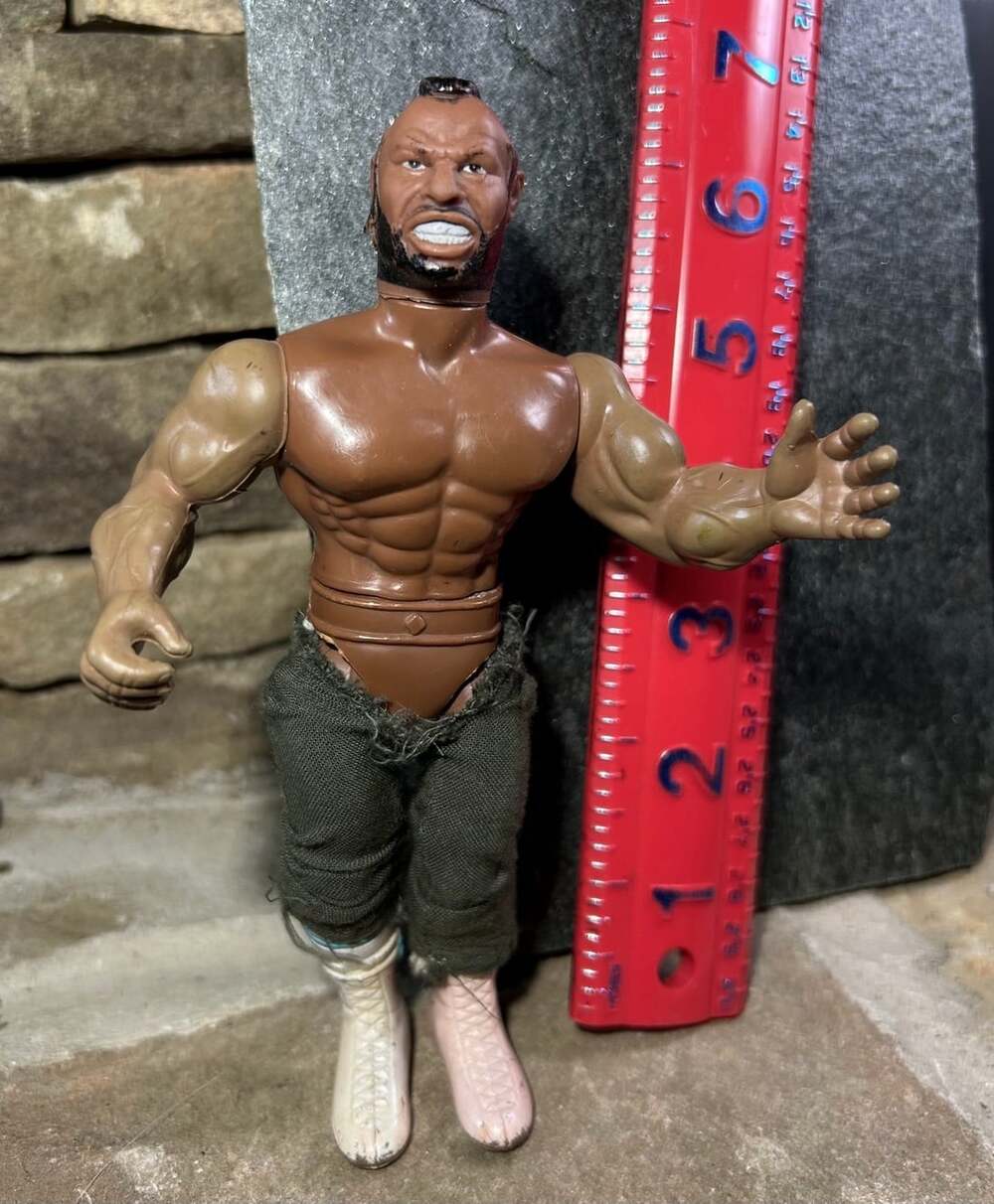 RARE Mr.T 1983 Action Figure READ
